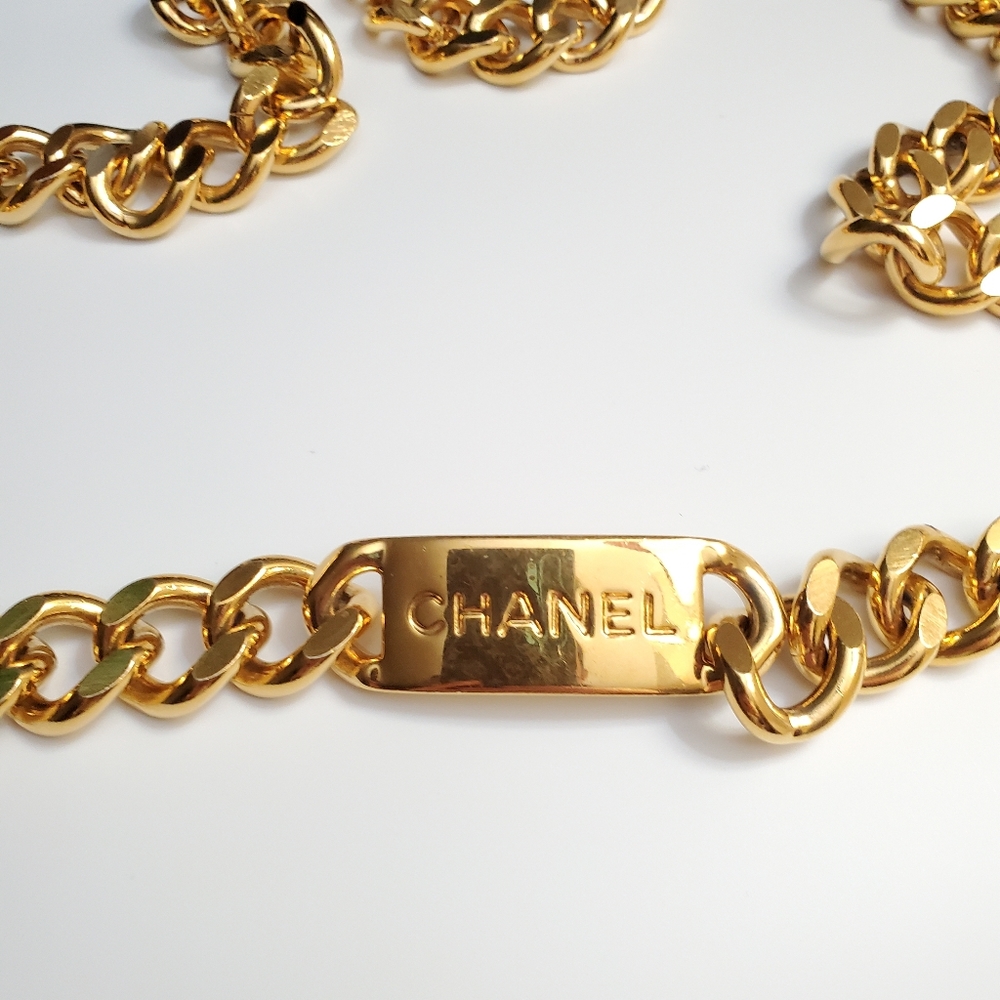 AUTH CHANEL VINTAGE CC MEDALLION CHAIN BELT - Picture 13 of 14
